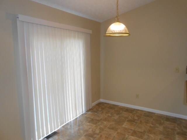 Building Photo - 1713 Convair Dr