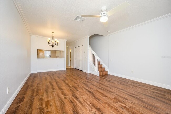 Building Photo - 1242 Vineland Pl