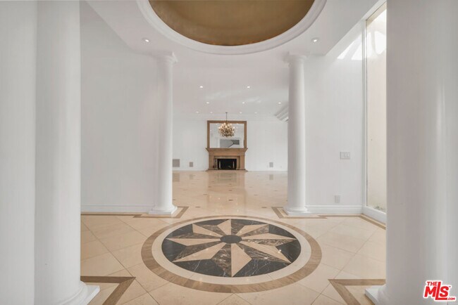 Building Photo - 10557 Rocca Pl