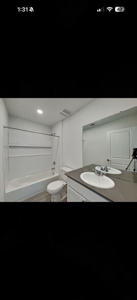 Building Photo - 10042 Kersey Ml