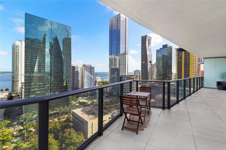 Building Photo - 1300 S Miami Ave