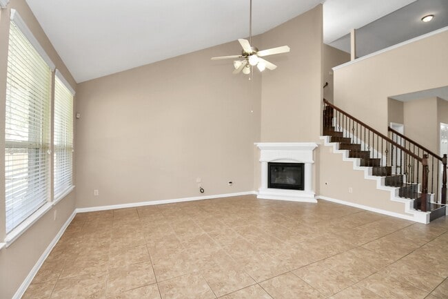 Building Photo - 6843 Bears Path Ln