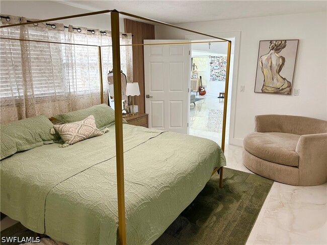 Building Photo - 337 Shore Dr