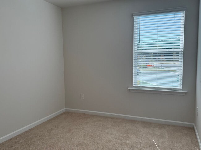 Building Photo - NEW BUILT TH In Sanford NC, Available NOW!