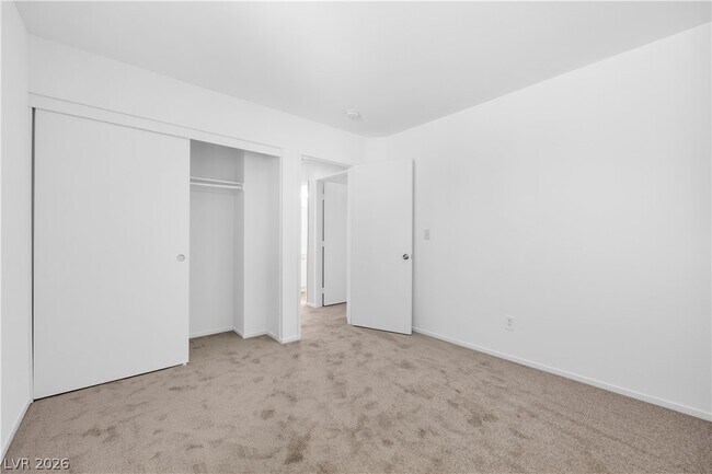 Building Photo - 5443 Wheatberry Ct