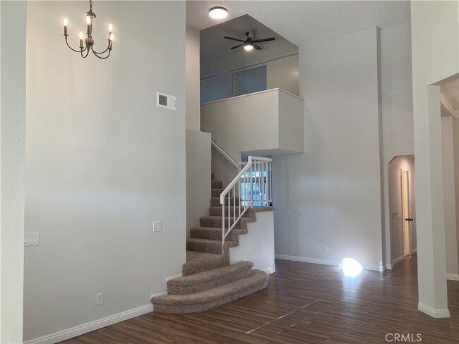 Building Photo - 1168 S Bay Hill Rd
