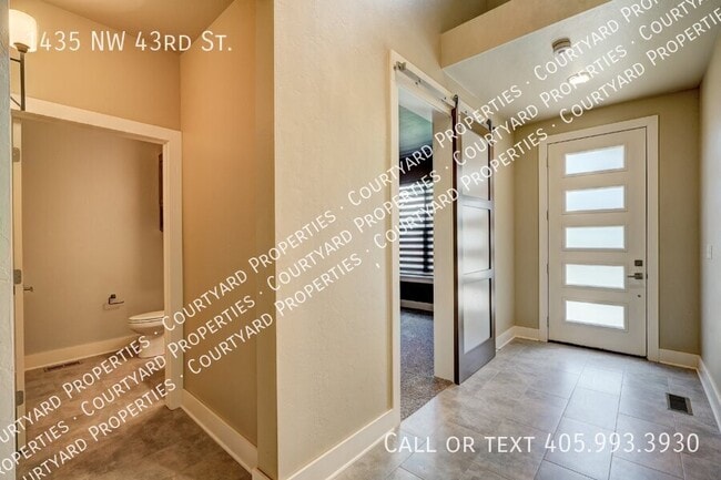 Building Photo - 1435 NW 43rd St