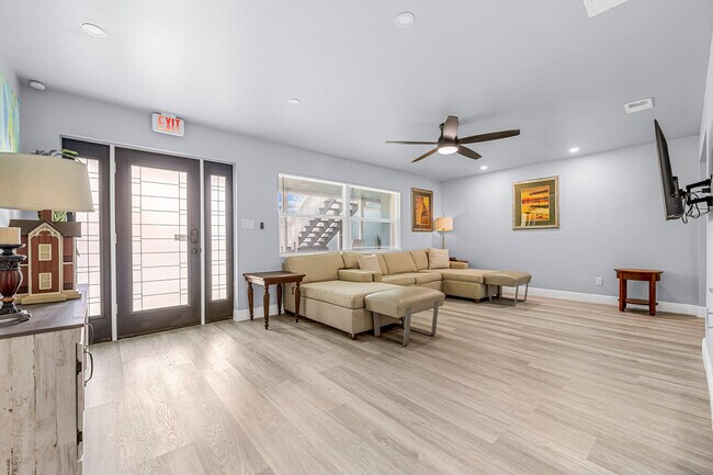 Building Photo - 6403 South Highway A1A-SI ID1044471P