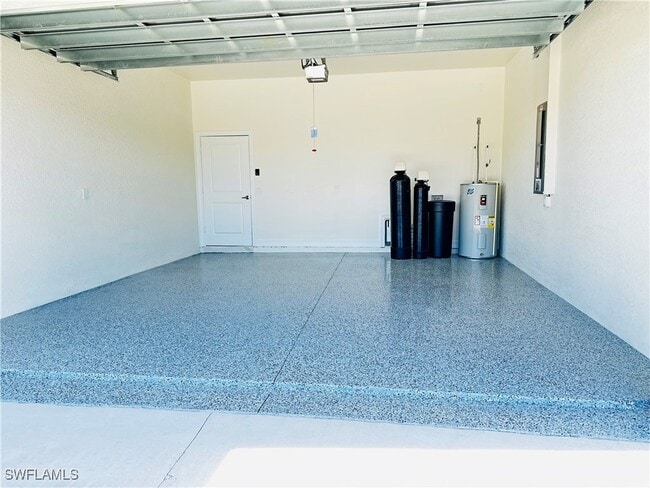 Building Photo - 717 Genoa Ave S