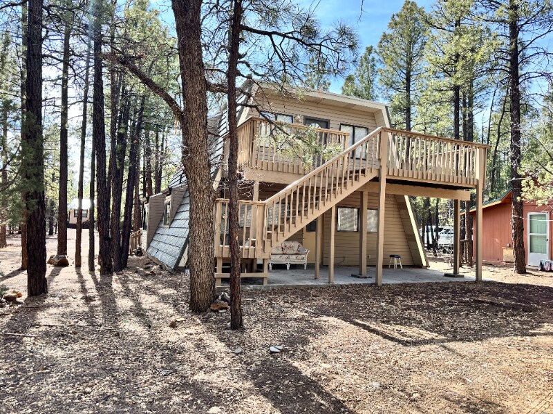 Building Photo - 3380 Timber Dr