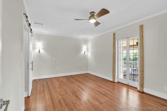Building Photo - 3216 Karen Dr
