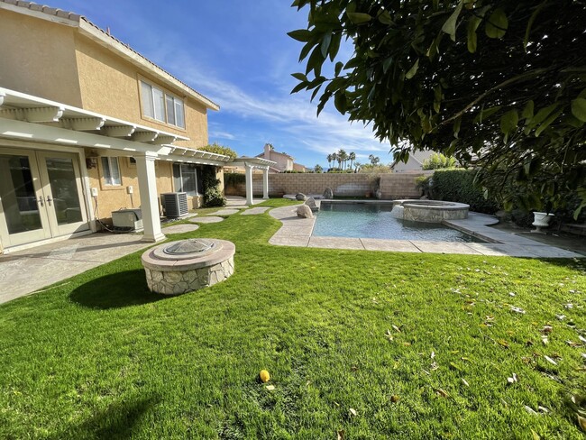 Building Photo - 79289 Paseo Del Rey