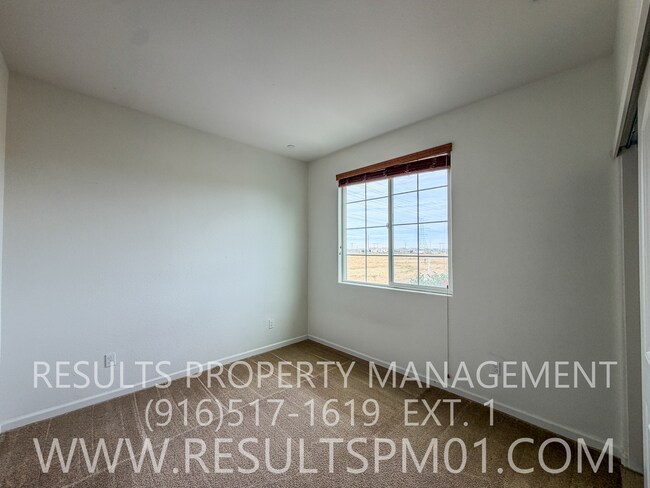Building Photo - 2165 Camino Real Way