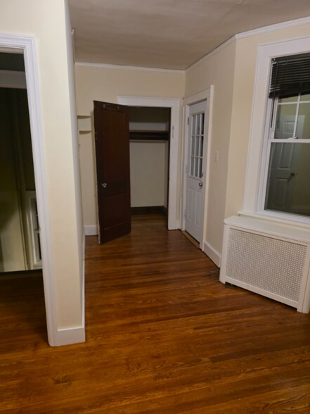 Building Photo - 12 Gillespie Rd