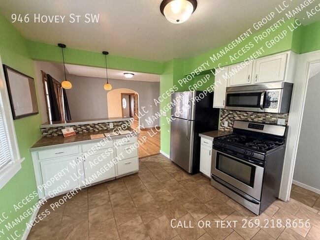 Building Photo - 946 Hovey St SW