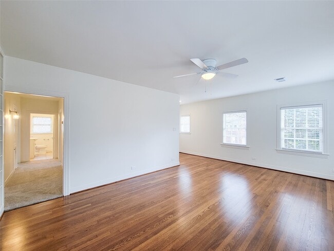 Building Photo - 1728 Hawthorne St