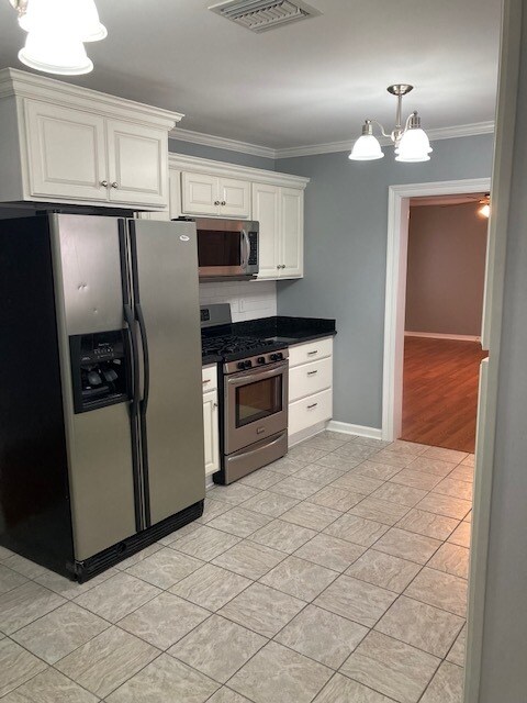 Building Photo - 524 Loreauville Rd