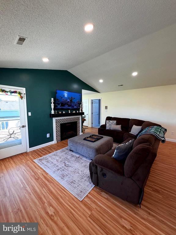 Building Photo - 543 Cedar Hollow Dr