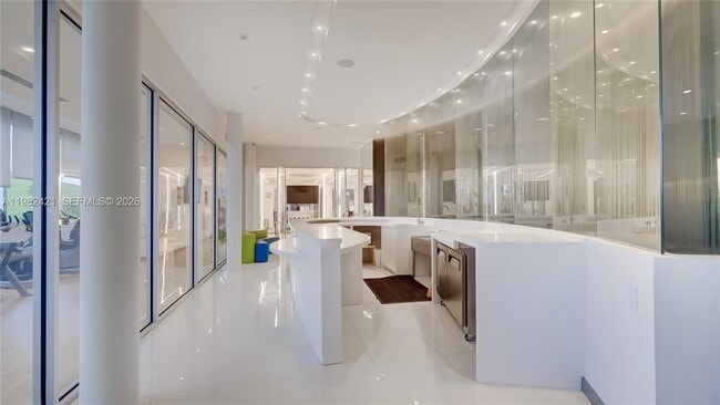 Building Photo - 6630 NW 104th Path