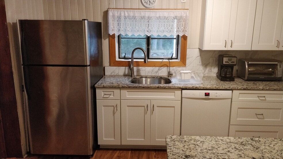 Building Photo - 11727 Harrisburg Rd