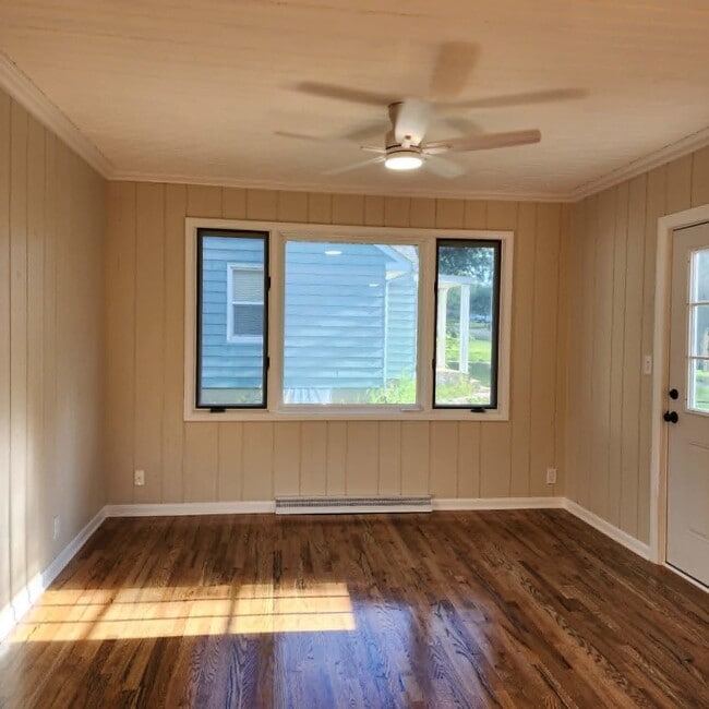 Building Photo - 1208 Scottswood Rd
