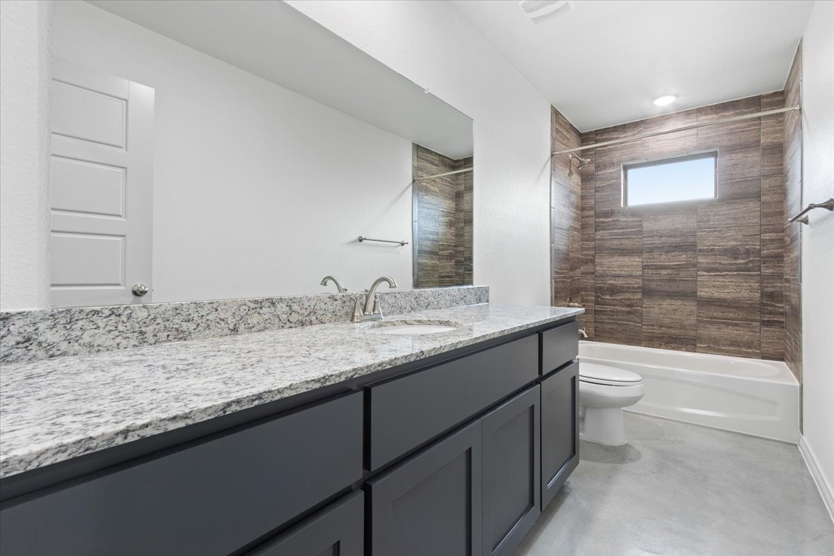 Building Photo - 797 Freedom Cir