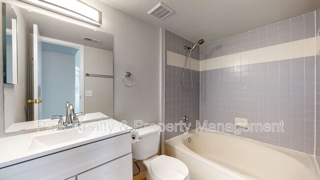 Building Photo - 4760 S Wadsworth Blvd