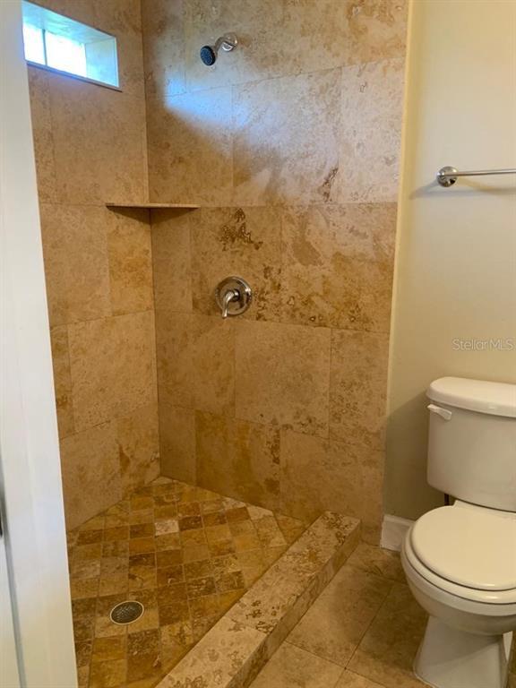 Building Photo - 1351 Glenwick Dr