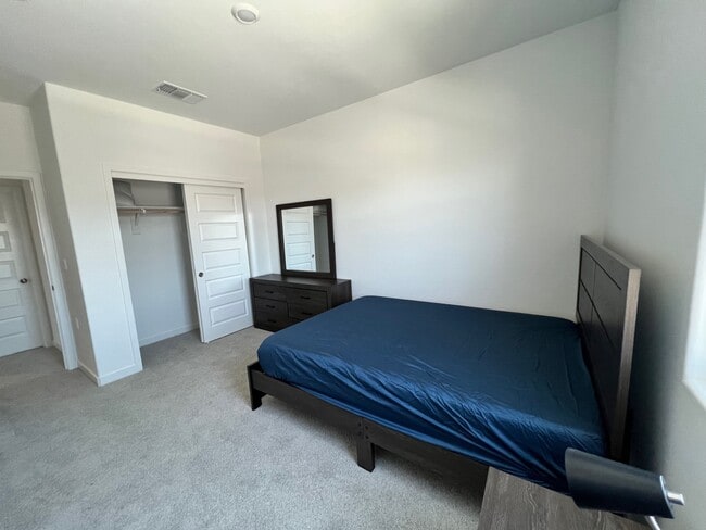 Building Photo - 7502 Kiwi Mdw Ct
