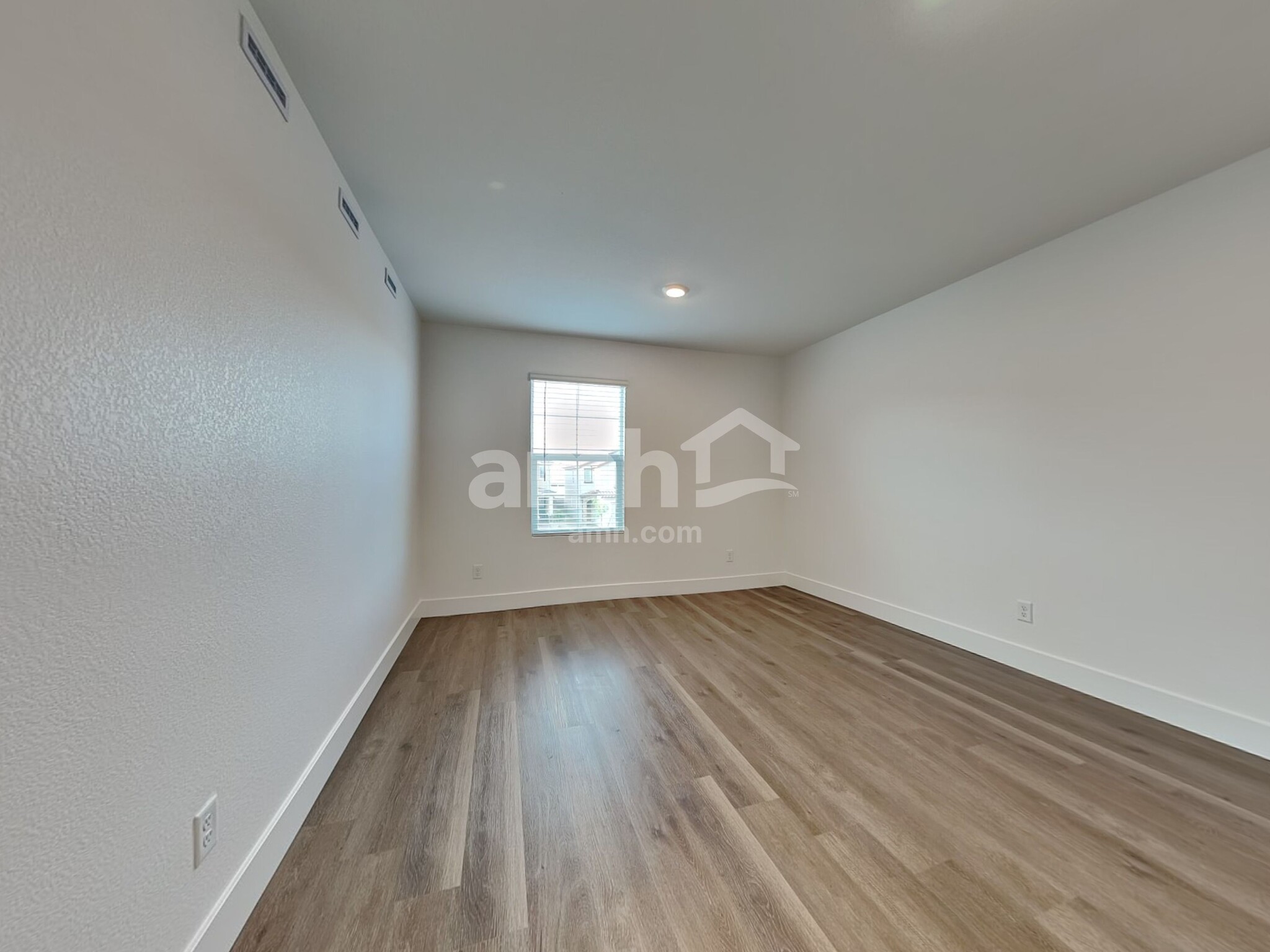Building Photo - 9247 River Owl Ct