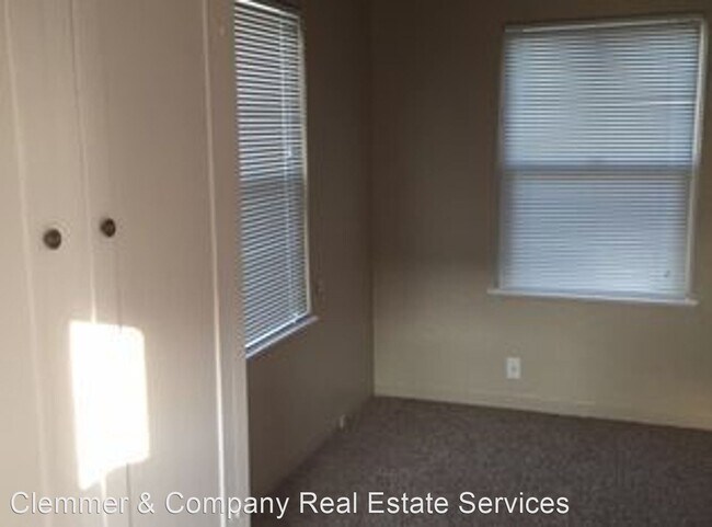 Building Photo - 2 br, 1 bath House - 112 E. Moneta