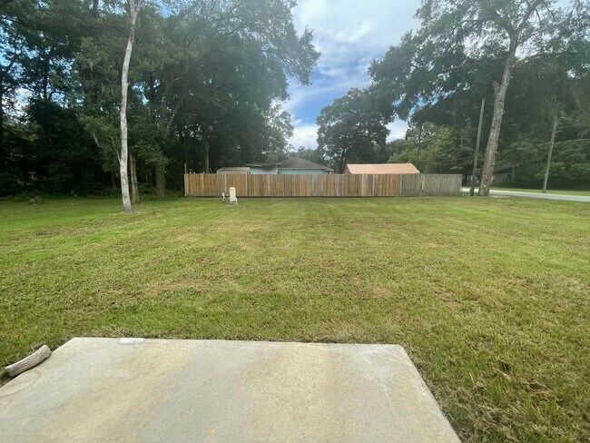 Building Photo - Brand-New 3BR/2BA Home in Ocala – Modern L...