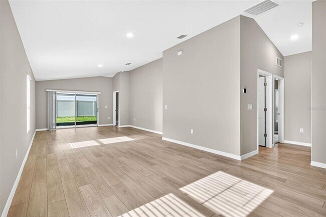 Building Photo - 7782 Peace Lily Ave