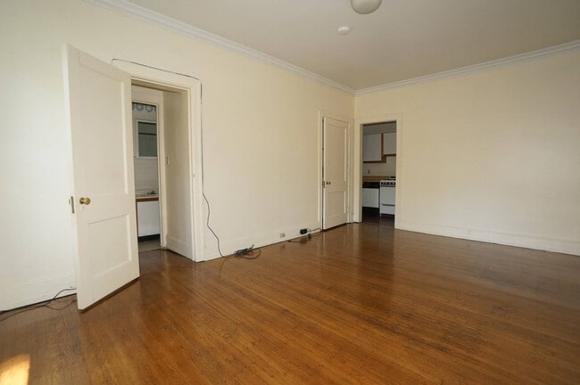 Living Room - Wellesley Place