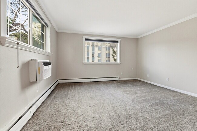 Building Photo - $1,220.95 with $300 off the first month's rent, 1 Bed - 1 Bath, Condo in Denver with Onsite Laundry!