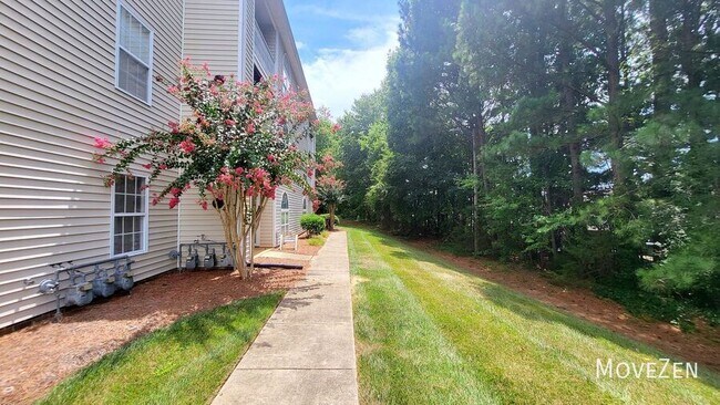 Building Photo - 3709 Morris Farm Dr