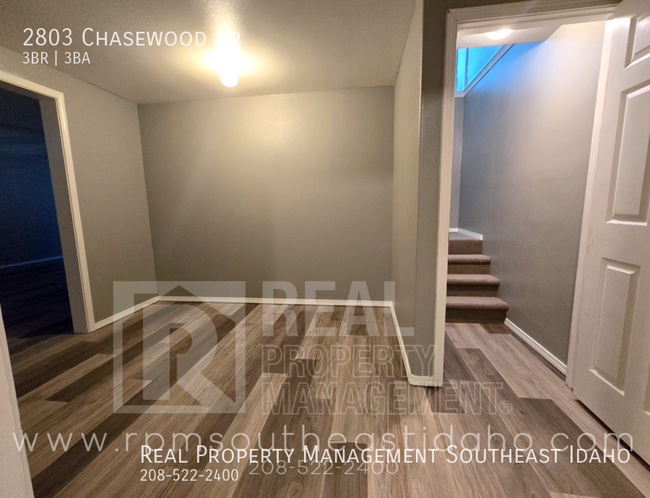 Building Photo - 2803 E Chasewood Dr