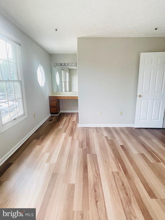 Building Photo - 4462 Regalwood Terrace