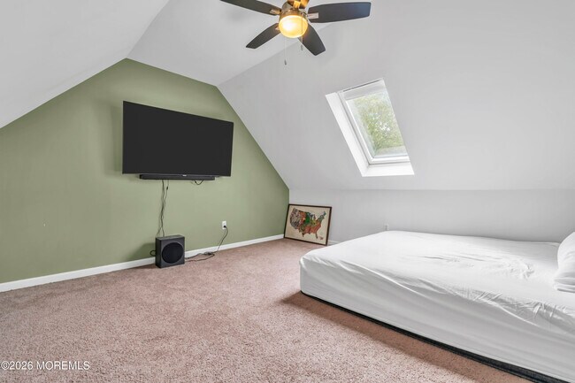 Building Photo - 34 Phoenix Ave