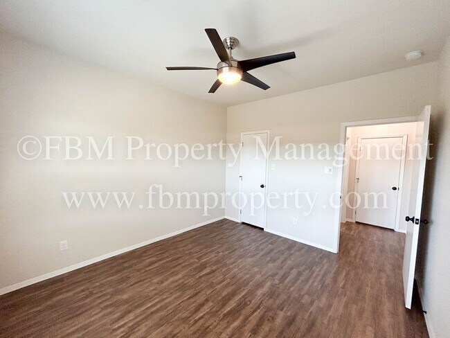 Building Photo - 818 Rose St