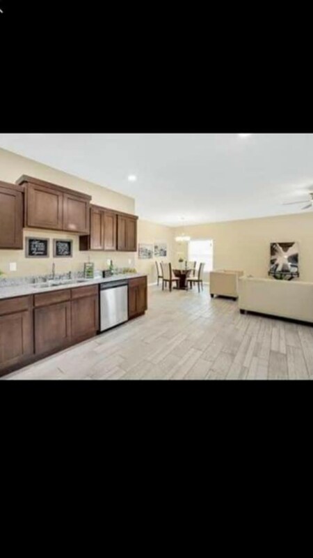 Building Photo - 3429 Dana Grey Dr