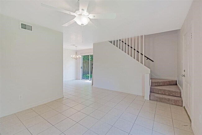 Building Photo - 9221 Vogue Ln