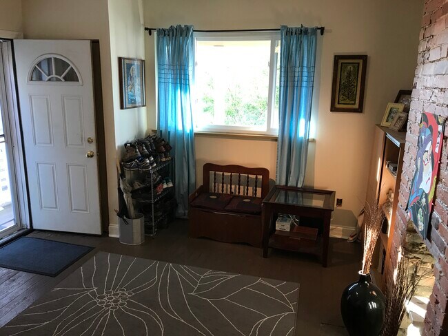 Building Photo - 3234 Dobson St