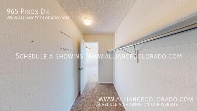 Building Photo - 965 Piros Dr