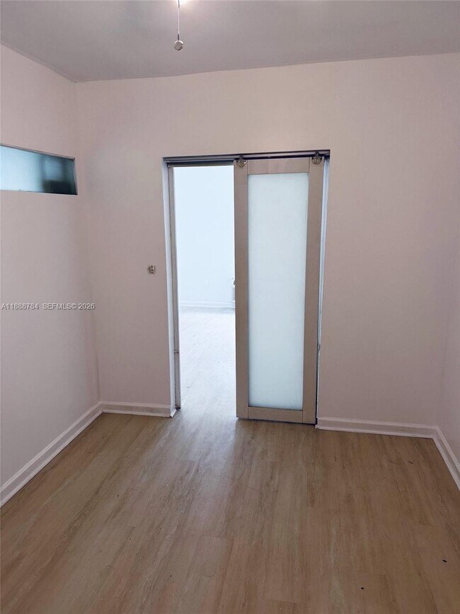 Building Photo - 1027 Euclid Ave