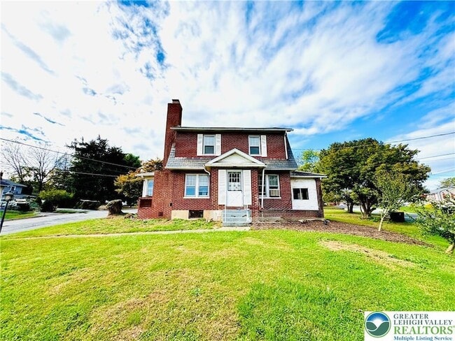 Building Photo - 2619 Broad St