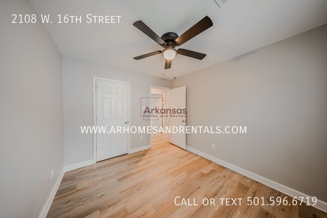 Building Photo - 2108 W 16th St