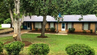 Building Photo - 164 N Ballard Dr