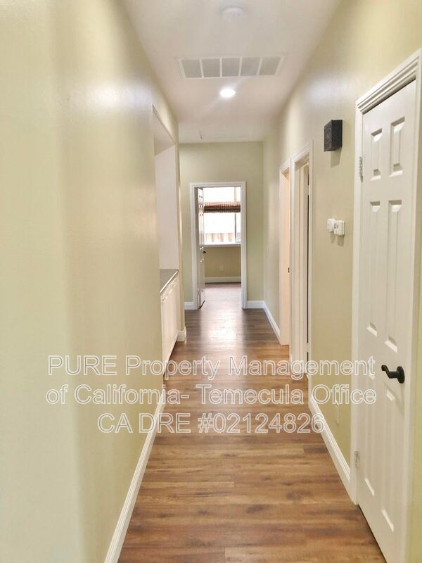 Building Photo - 38233 Augusta Dr