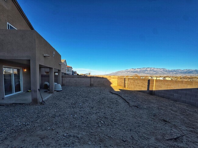 Building Photo - 8300 Bluffs Edge Pl NW